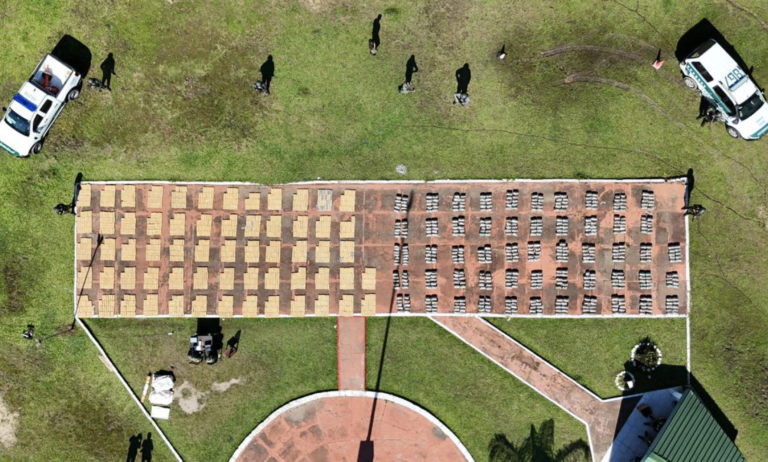 Interceptan un camión con marihuana con destino a Córdoba